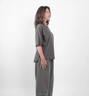 M.A Dainty II PEONY Linen/Cotton Tee - Kelp (olive)