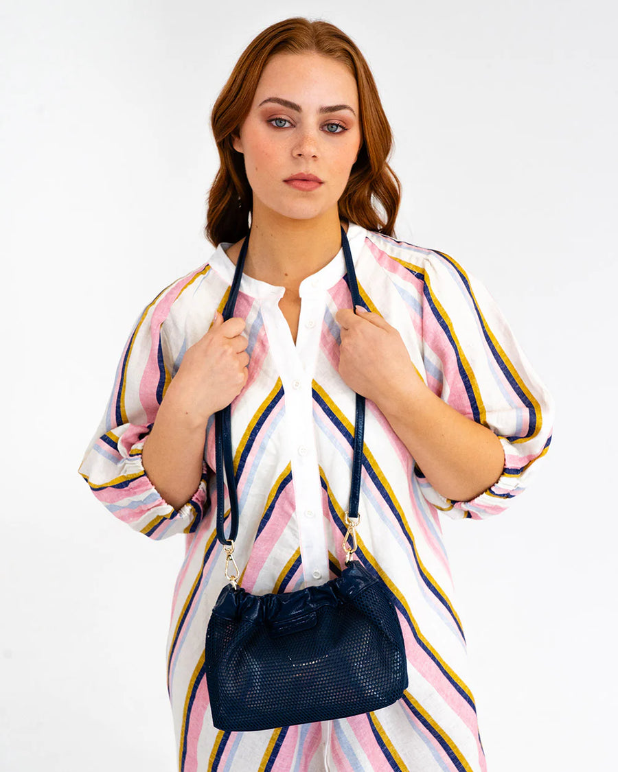 Elms & King II MONTY Crossbody bag - Navy Mesh