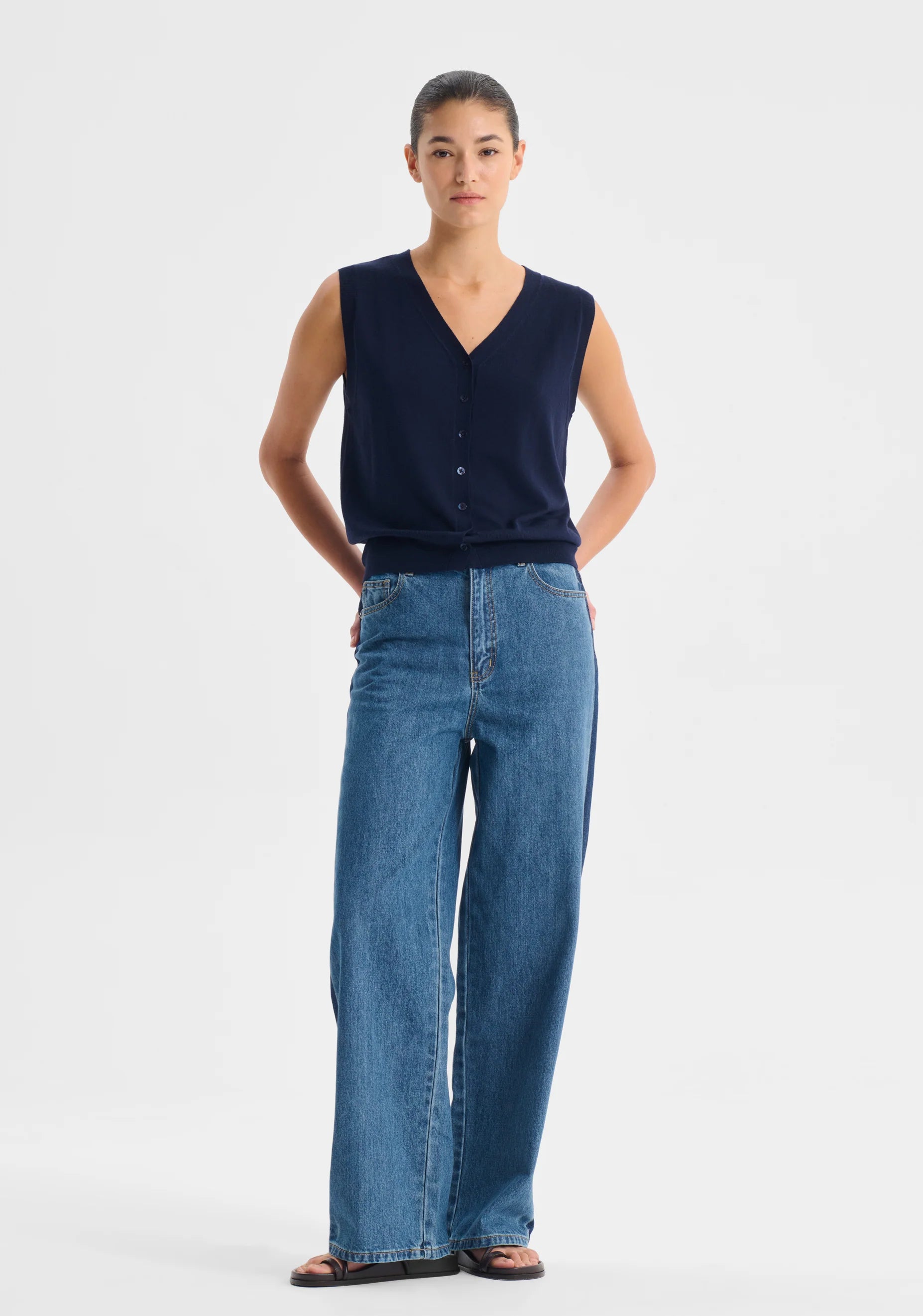 Morrison II RHYAN Knit Vest - navy
