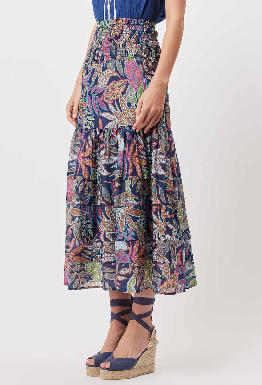 Oncewas II ANTIGUA Silk Mix Shirred Waist Skirt - Fiesta Tropico print