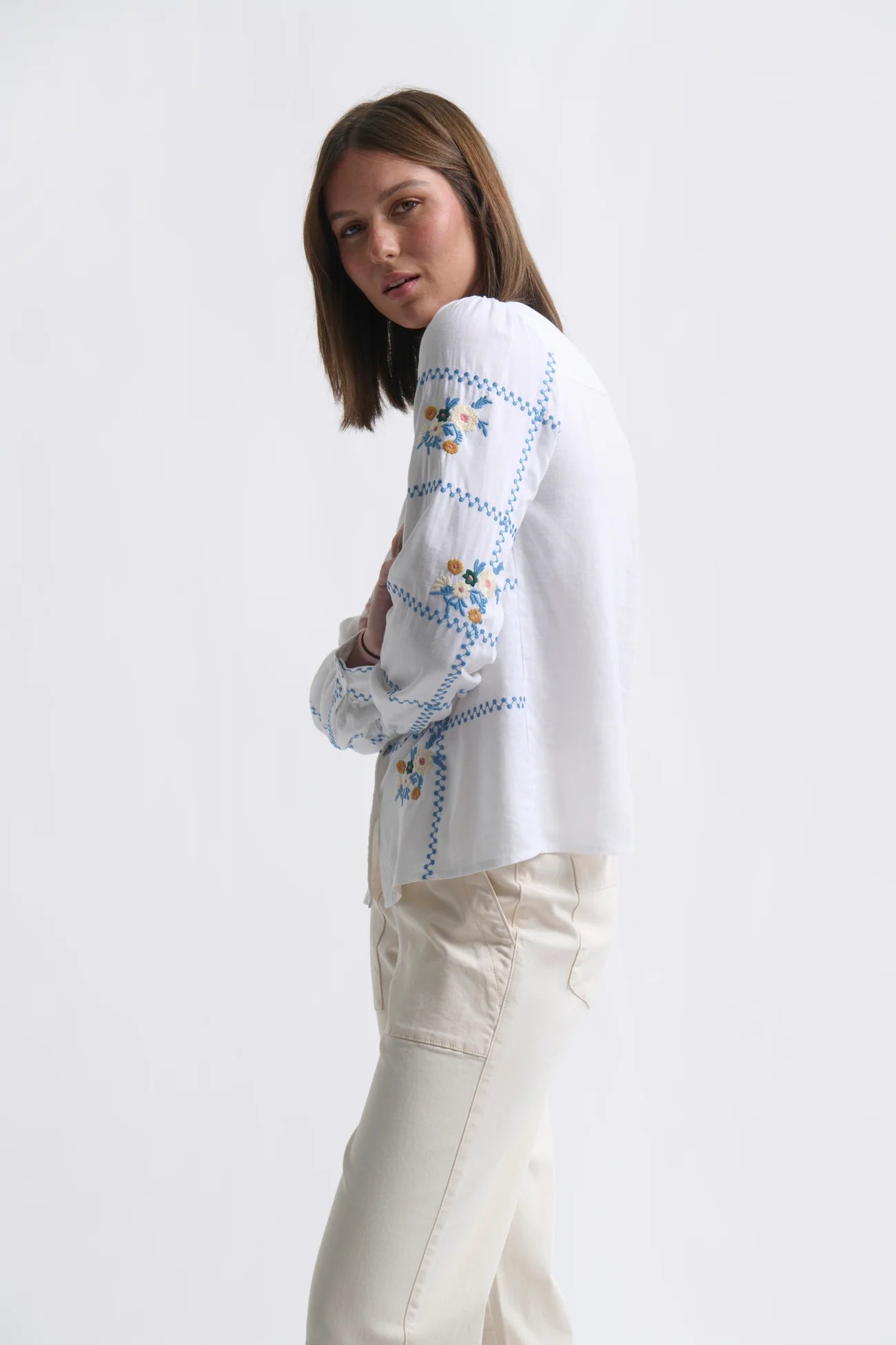 Kireina II CRAOL SHIRT - Coconut White