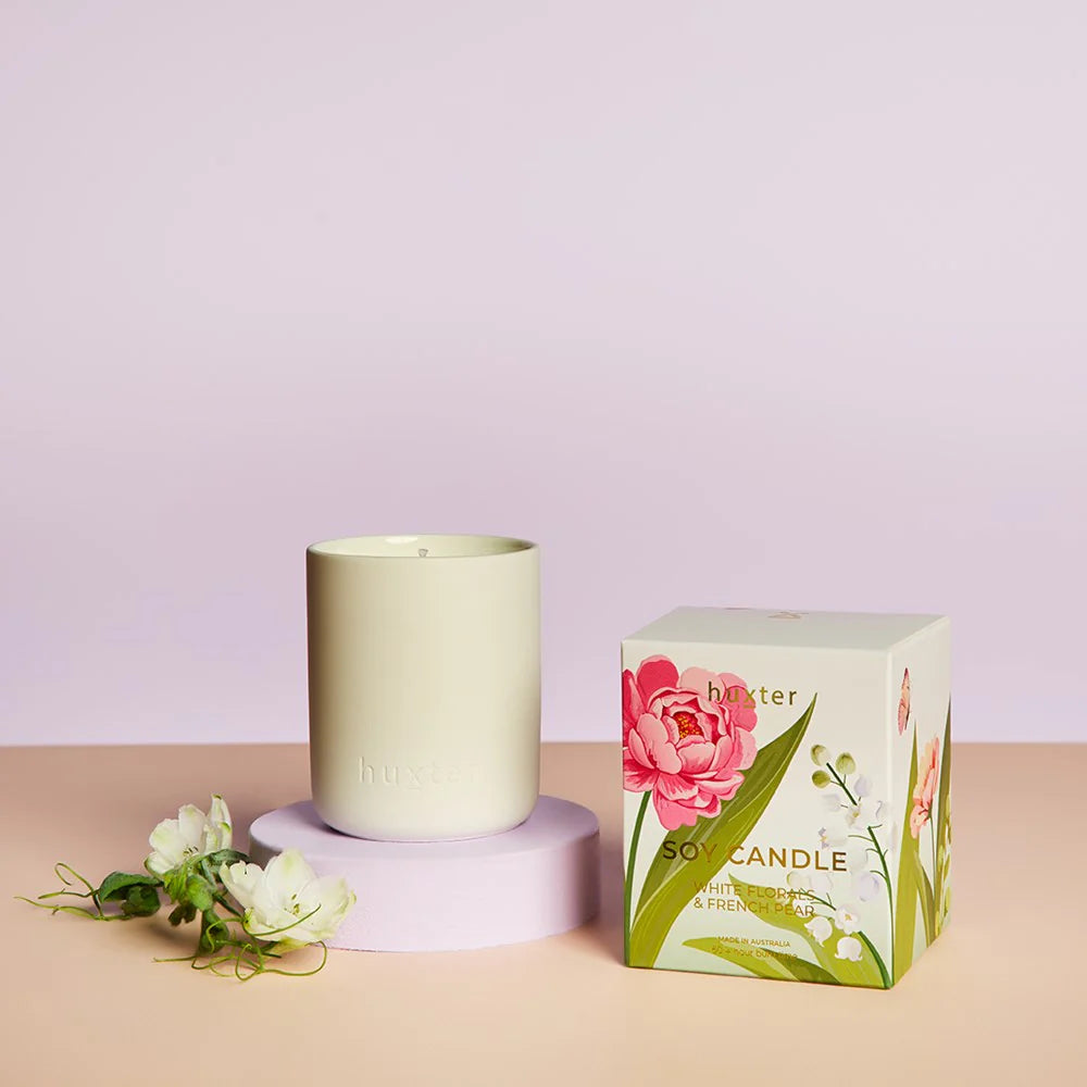 Huxter II CANDLE Boxed - white florals & French pear