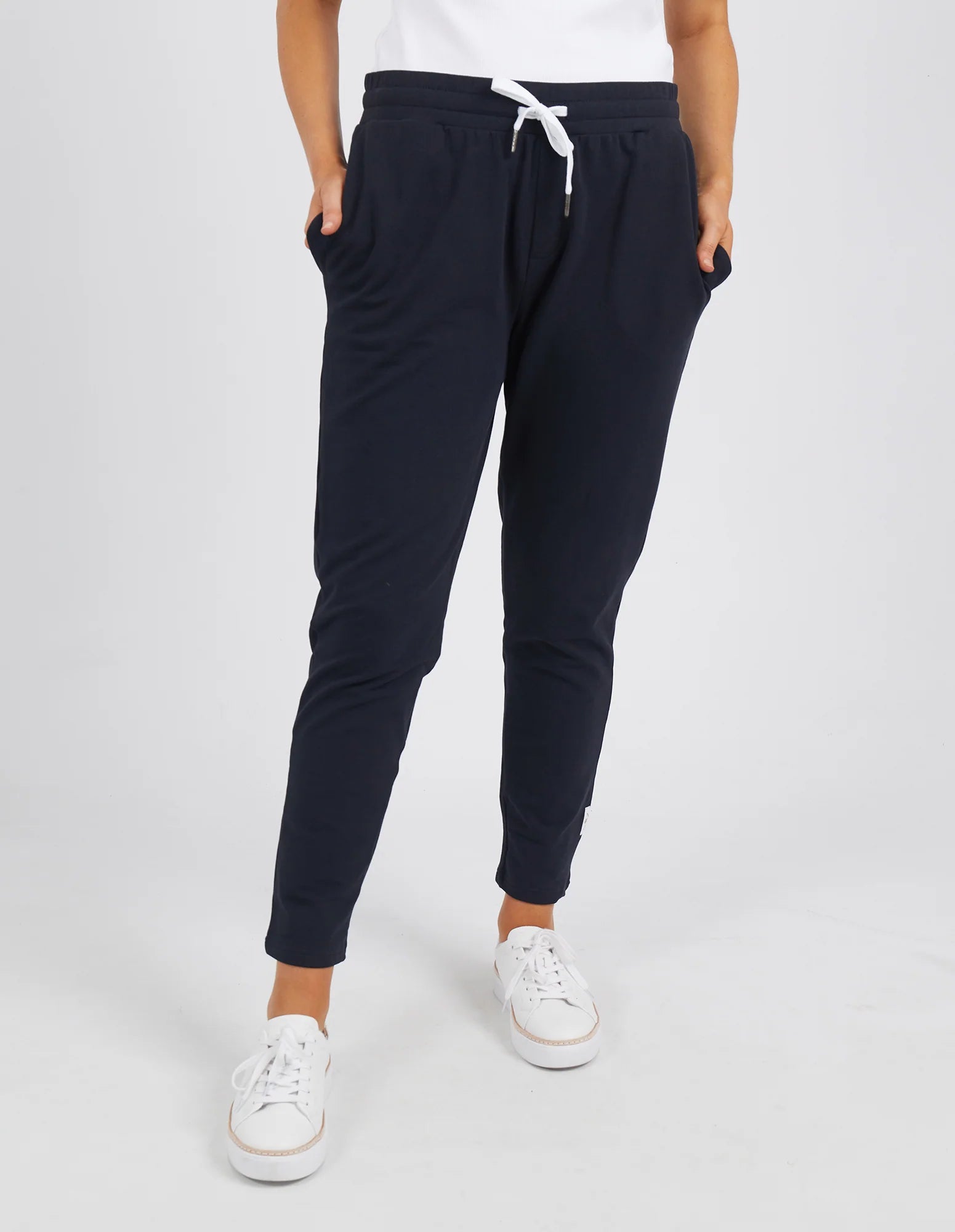 Elm Lifestyle II THE LOBBY Pant - black